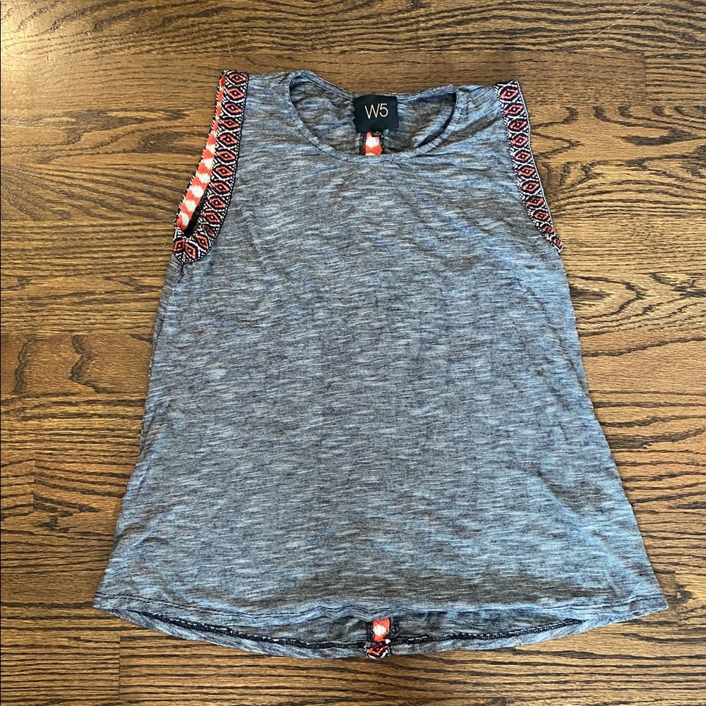 W5 Women’s Sleeveless Embroidered Tank Top S